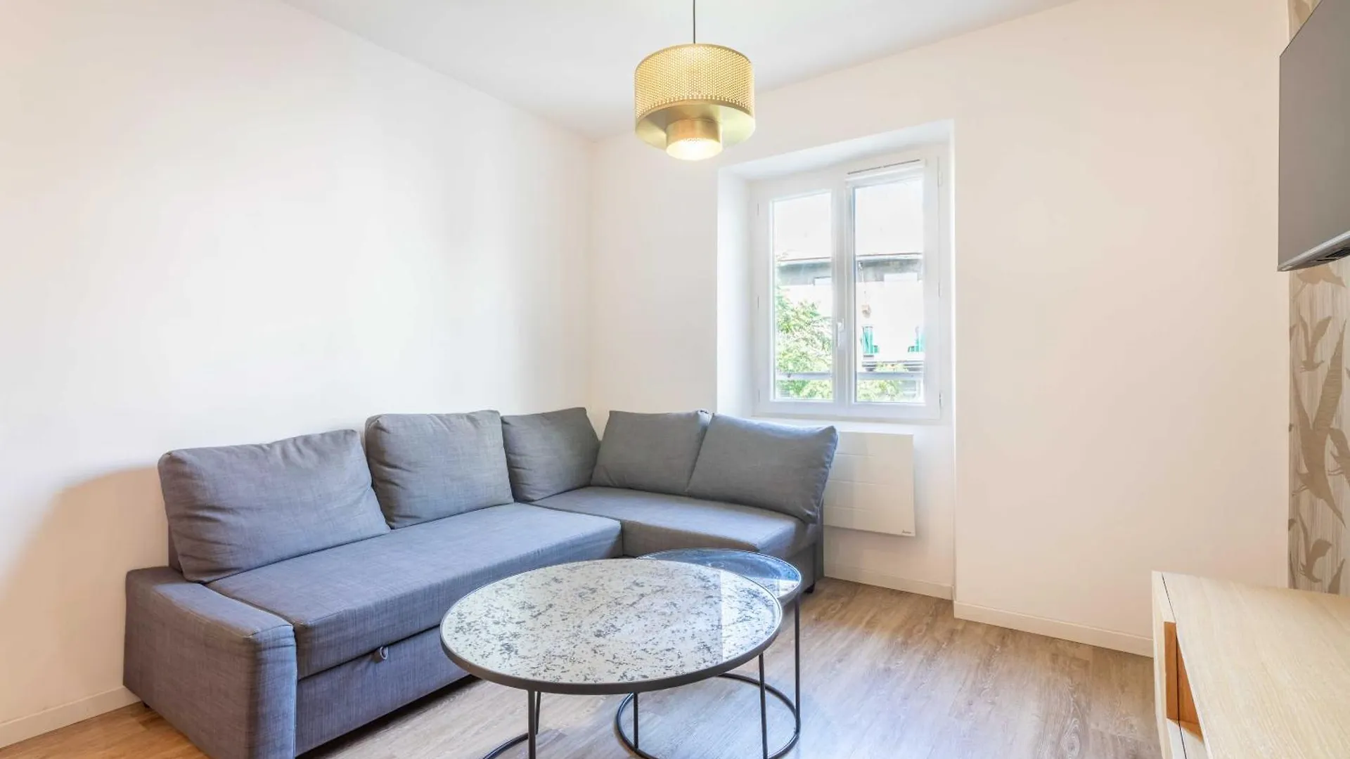 Amazing 1Br-4P Apartment - Marseille Rue Nau 0*,  France
